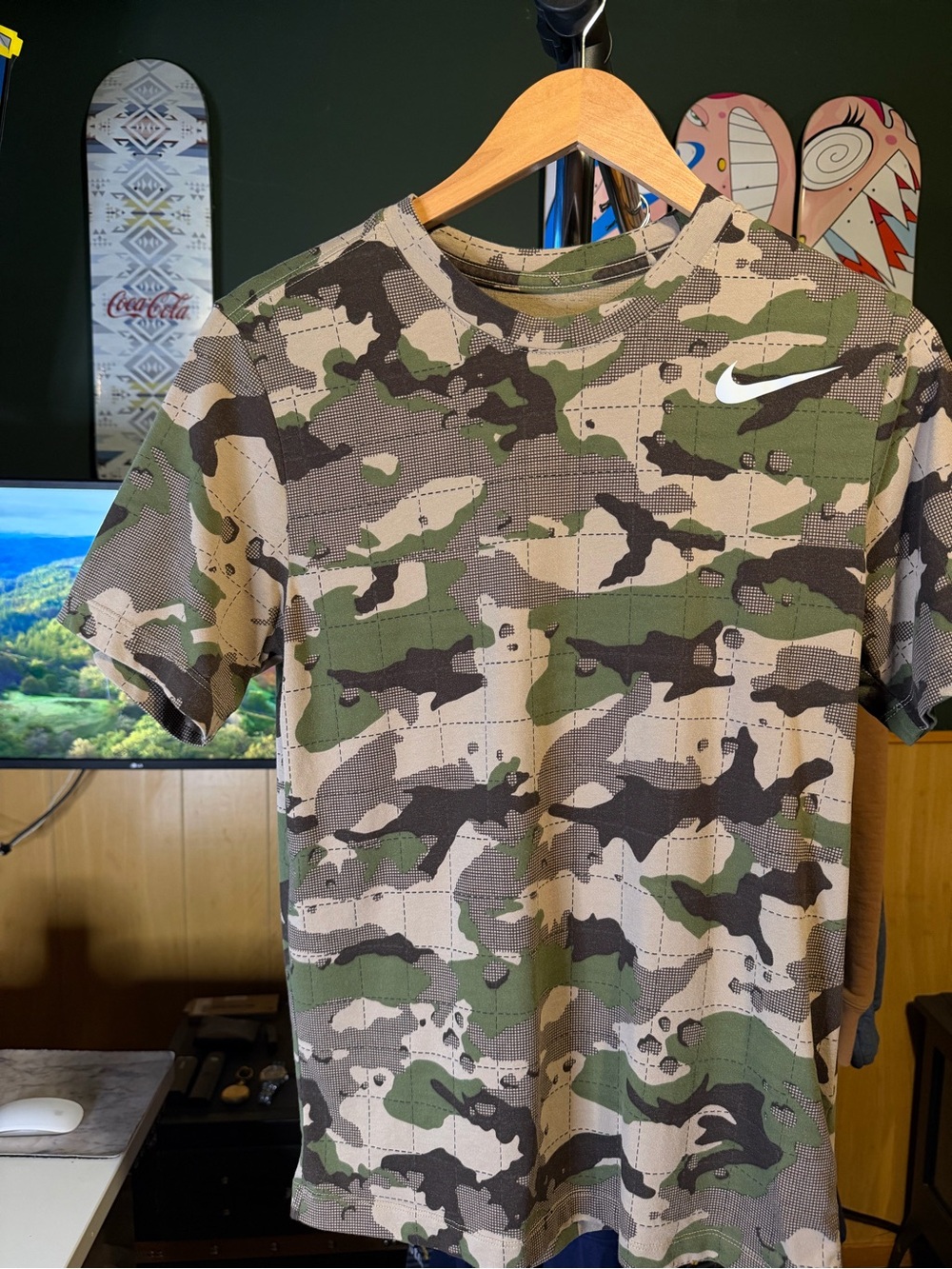 Nike Camo Dri Fit Short-Sleeve Performance Shirt - Green/Tan